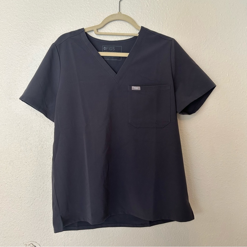FIGS Charcoal L Catarina Top